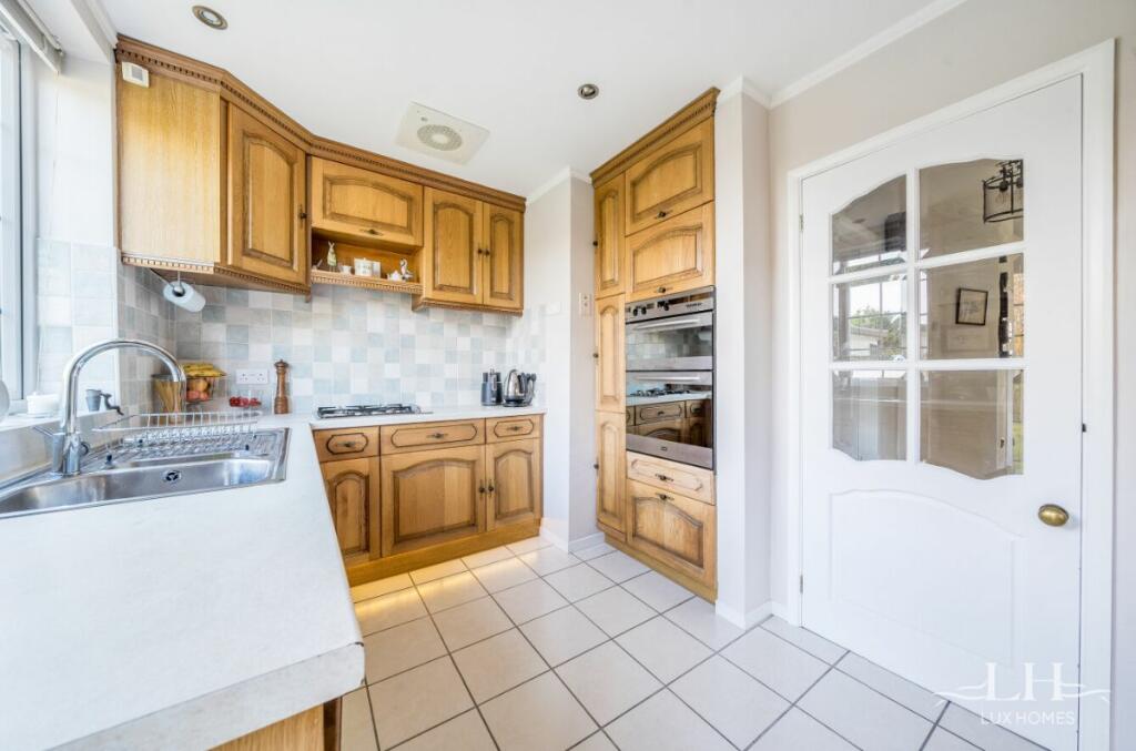 Additional property image - West View, Brentwood