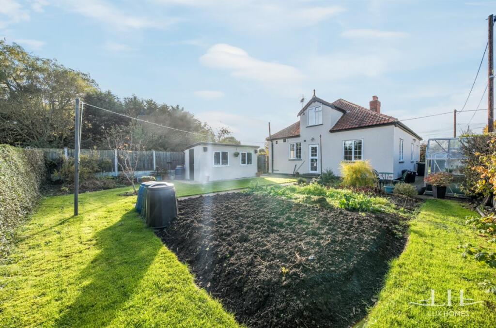 Additional property image - West View, Brentwood