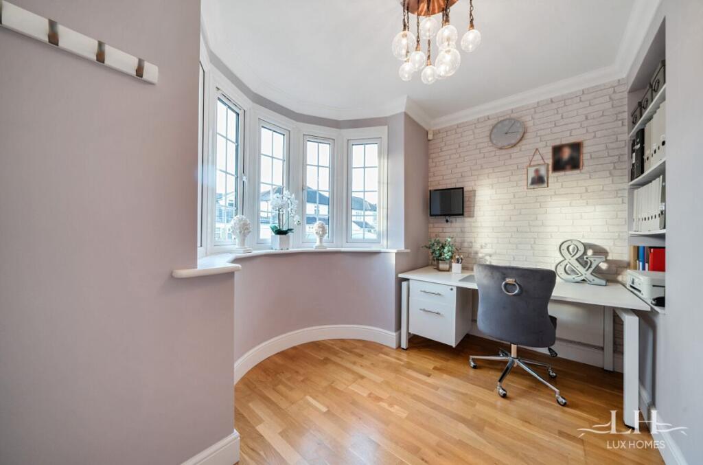 Additional property image - Wansford Close, Brentwood