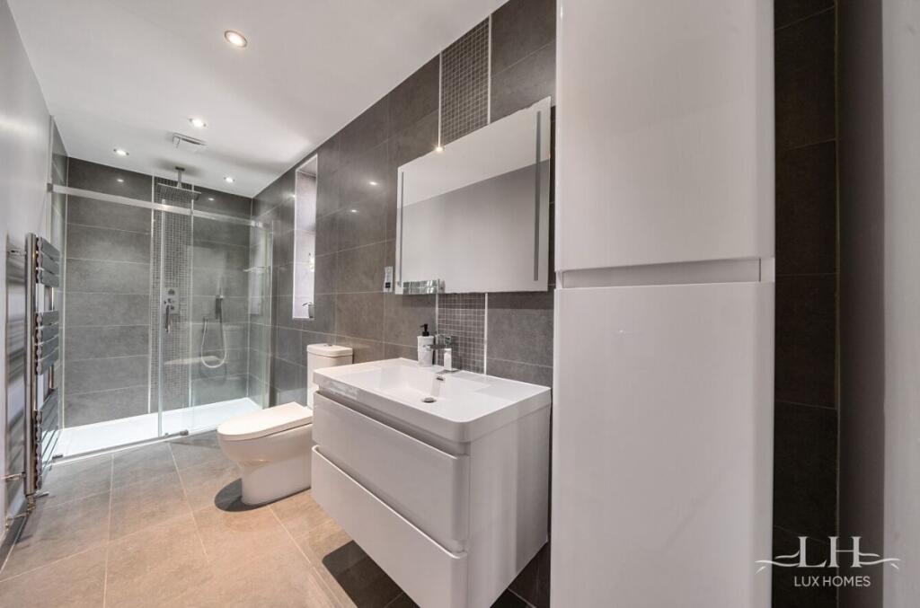 Additional property image - Wansford Close, Brentwood
