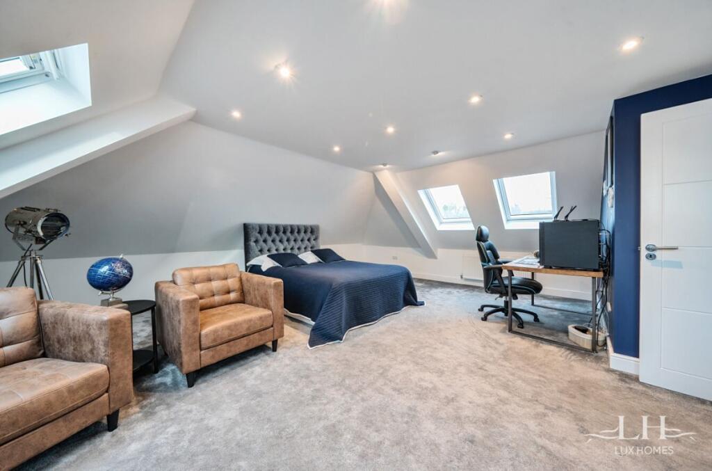 Additional property image - Wansford Close, Brentwood