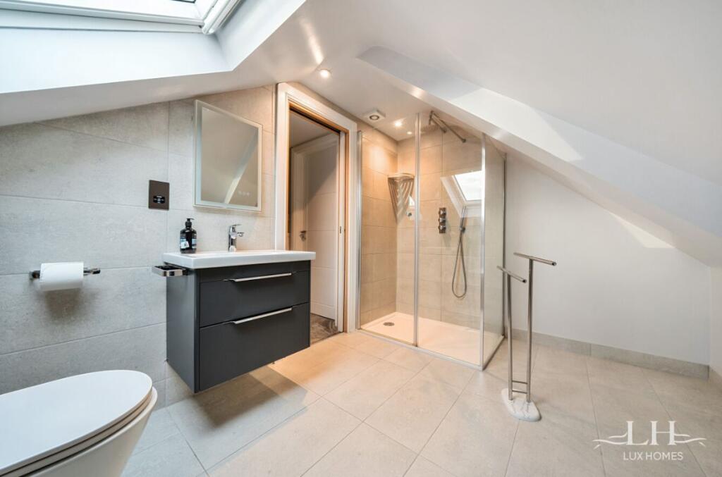 Additional property image - Wansford Close, Brentwood