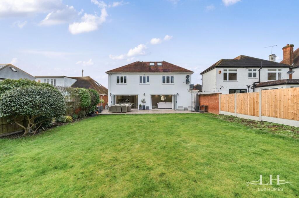 Additional property image - Wansford Close, Brentwood