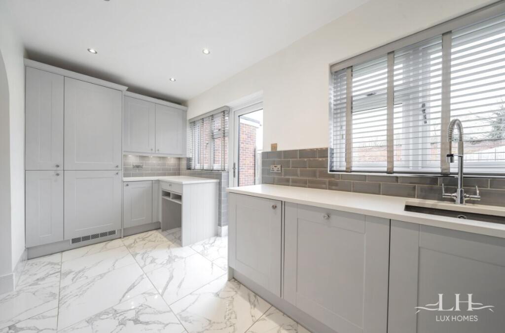 Property image - Doddinghurst Road, Brentwood