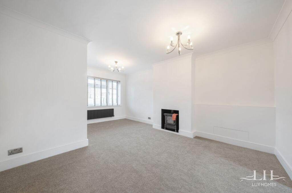 Additional property image - Doddinghurst Road, Brentwood
