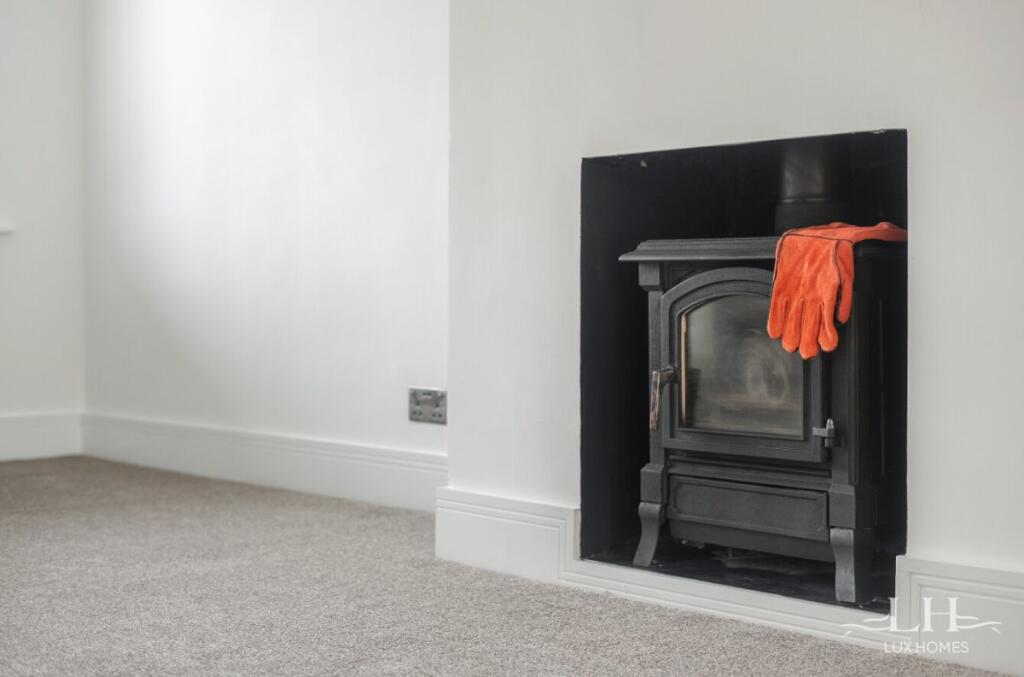 Additional property image - Doddinghurst Road, Brentwood