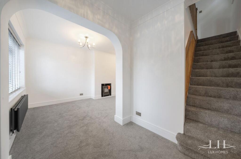 Additional property image - Doddinghurst Road, Brentwood