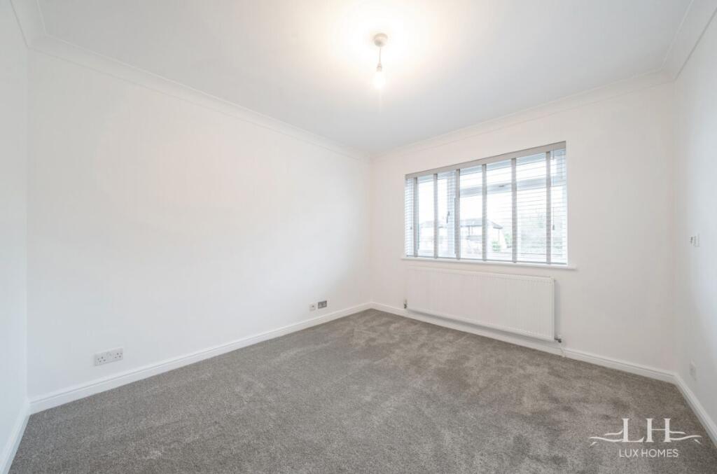 Additional property image - Doddinghurst Road, Brentwood