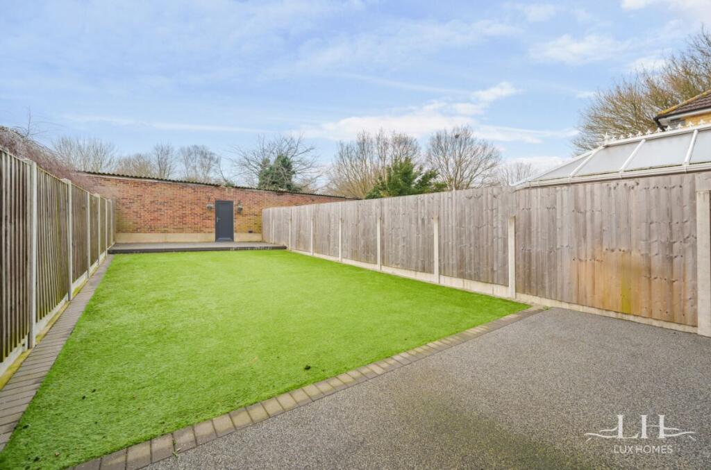 Additional property image - Doddinghurst Road, Brentwood