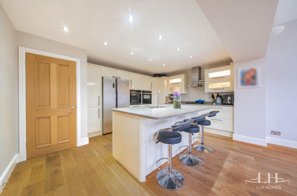 Additional property image - Shevon Way, Brentwood