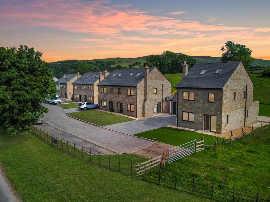 4 bedroom detached house for sale in Rectory Road,Castle Carrock