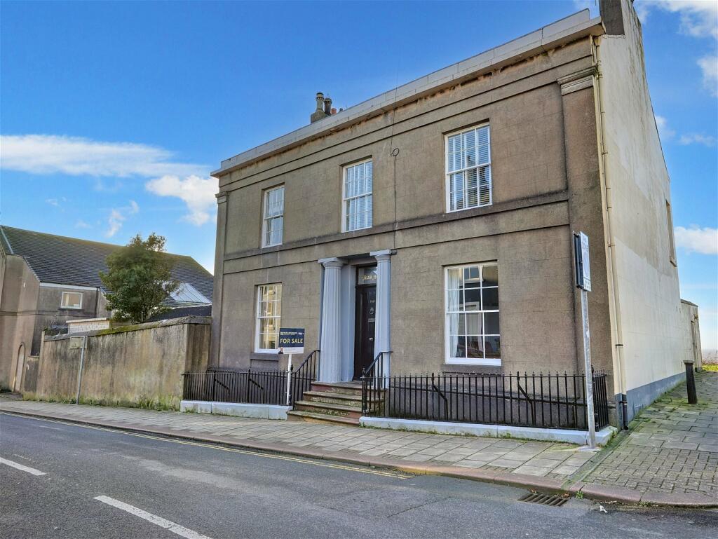 6 bedroom detached house for sale in High Street, Maryport, CA15 6EJ, CA15