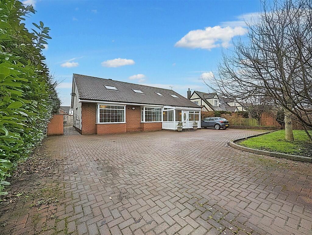 4 bedroom detached bungalow for sale in Sandy Lonning, Maryport, CA15