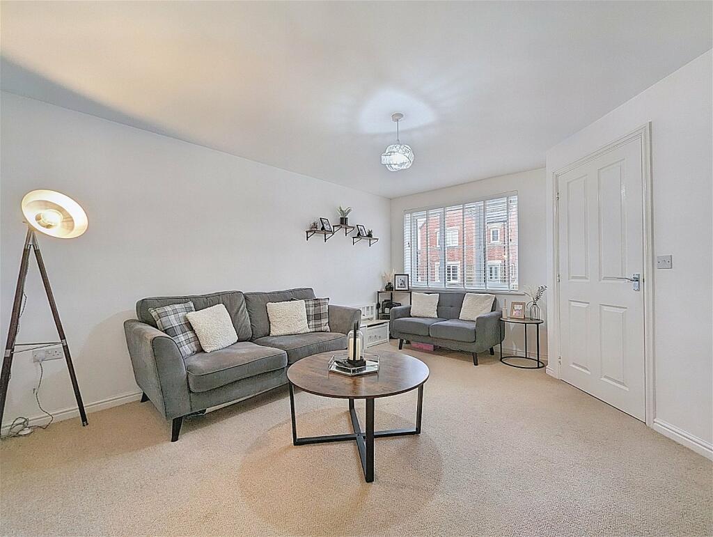 3 bedroom semidetached house for sale in Church Meadows, Great