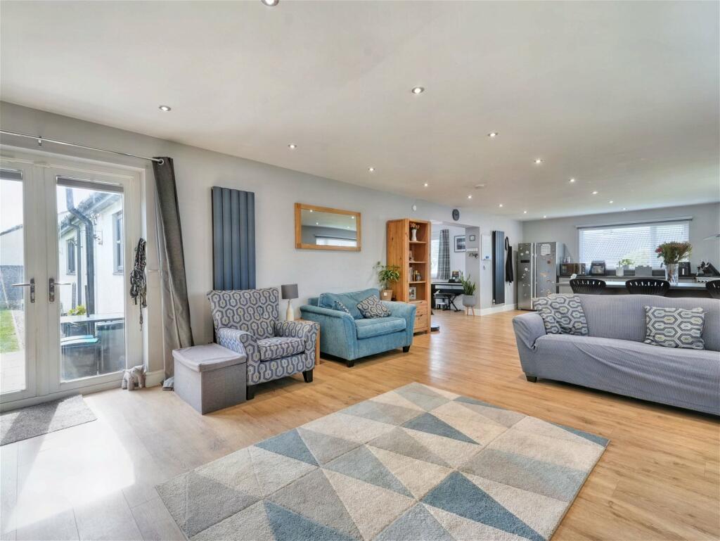 3 bedroom detached bungalow for sale in Seaton Park, Seaton, Workington