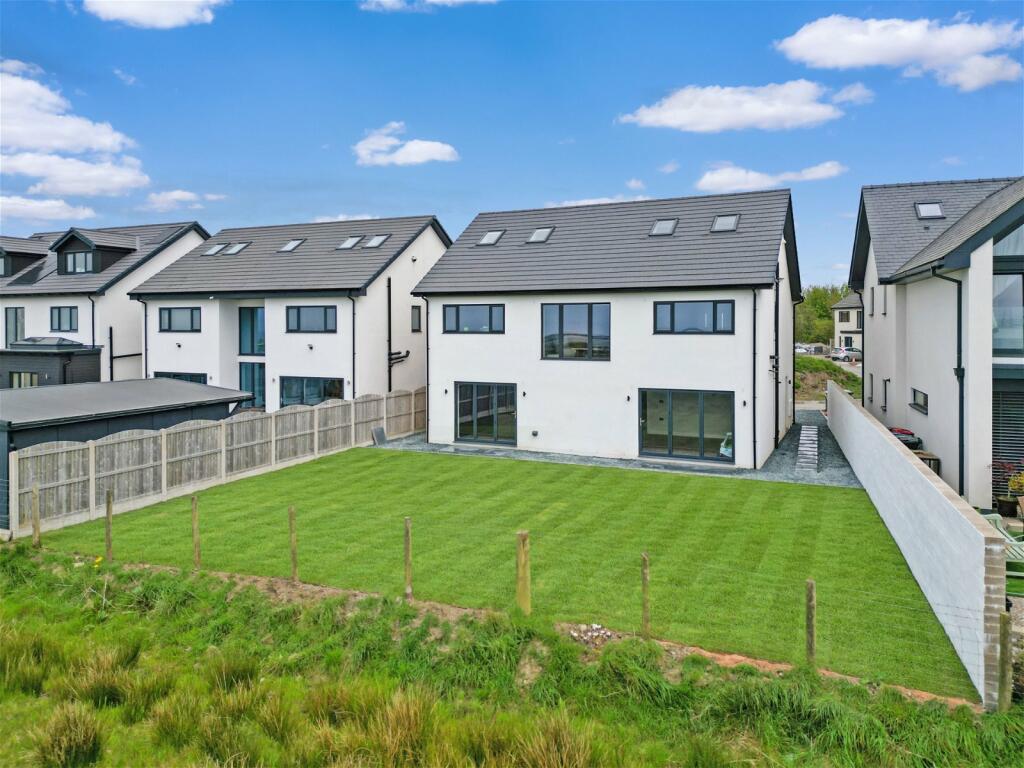 5 bedroom detached house for sale in The Woodlands, Seaton, Workington