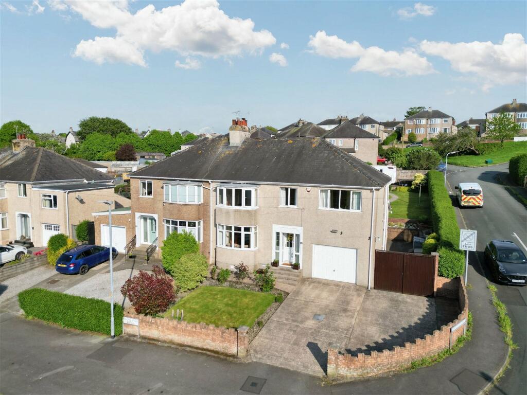 5 bedroom semidetached house for sale in Banklands, Workington, CA14