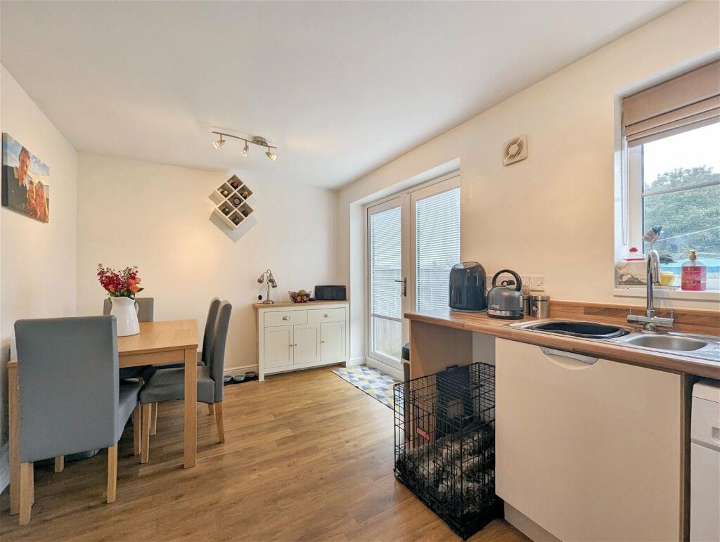 3 bedroom semidetached house for sale in Whinlatter Gardens