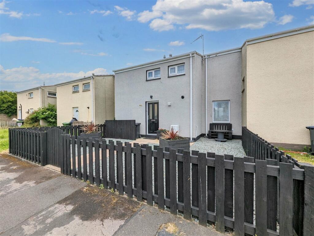 2 bedroom terraced house for sale in Newlands Gardens, Workington, CA14 3PG, CA14