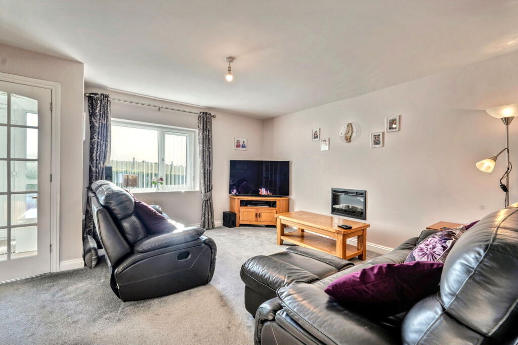 Additional property image - Sunnyside, Seaton, Workington, CA14 1LQ