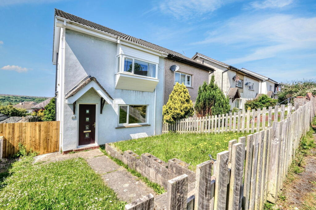 2 bedroom semi-detached house
