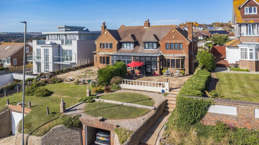 4 bedroom house for sale in Marine Drive, Rottingdean, Brighton, BN2