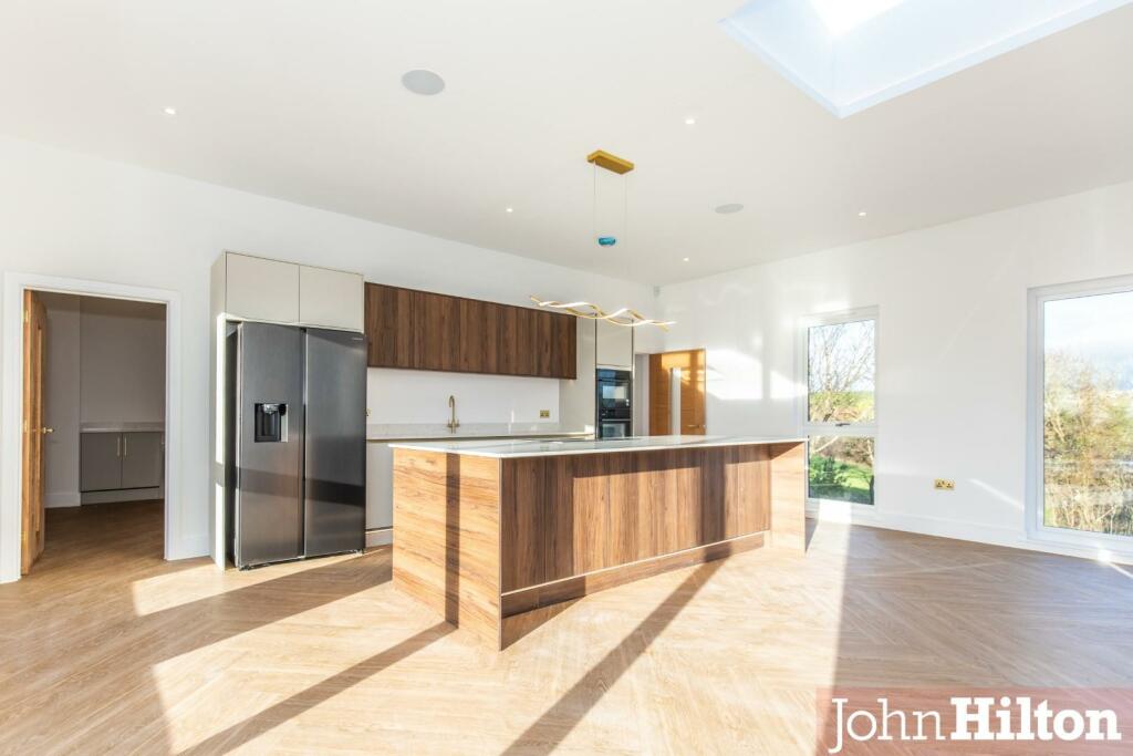 Additional property image - Chalky Field Close, Ovingdean