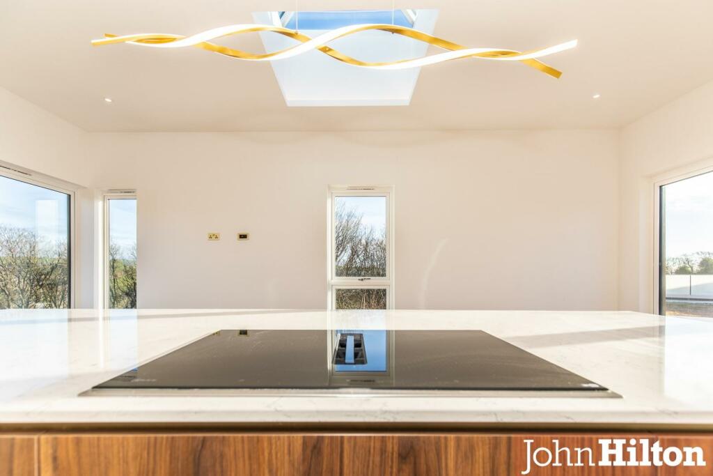 Additional property image - Chalky Field Close, Ovingdean