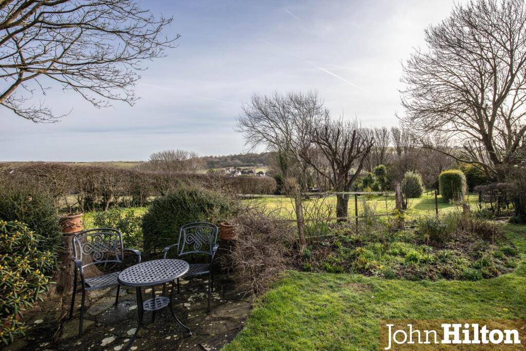 Additional property image - Bazehill Road, Rottingdean