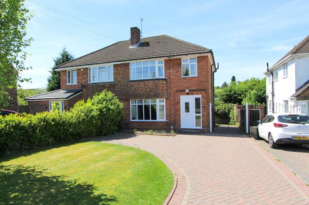 3 bedroom semidetached house for sale in Dower Road, Four Oaks, B75