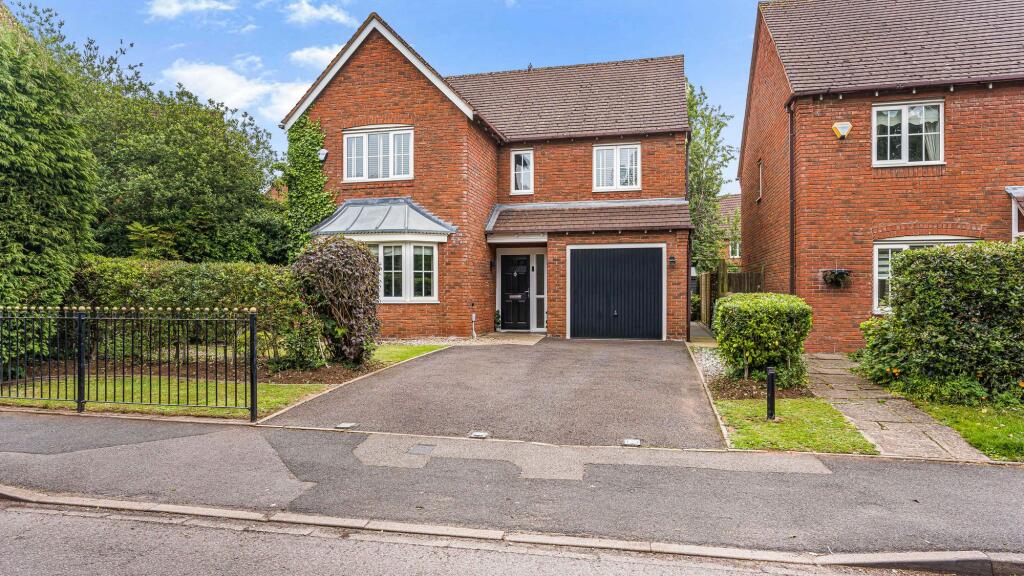 Main image of property: Worcester Lane, Four Oaks, B75