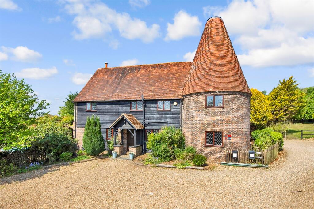 Main image of property: South Farm Lane, Langton Green, Tunbridge Wells, Kent