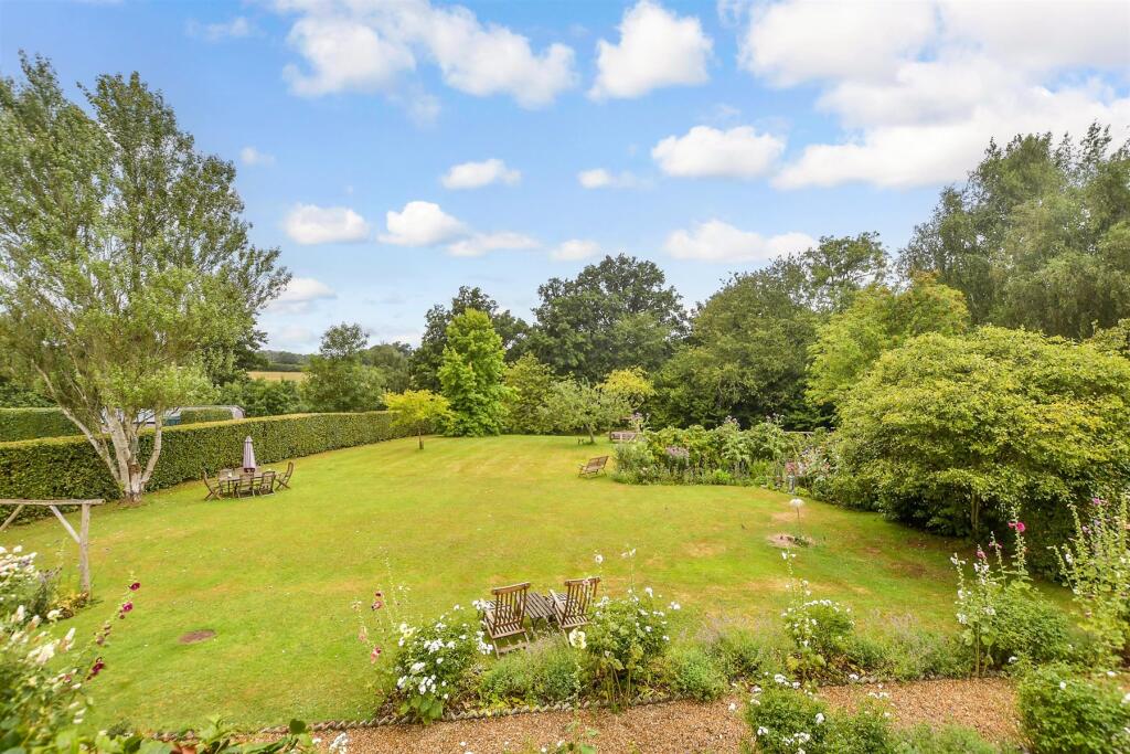Main image of property: Picketts Lane, Uckfield, East Sussex