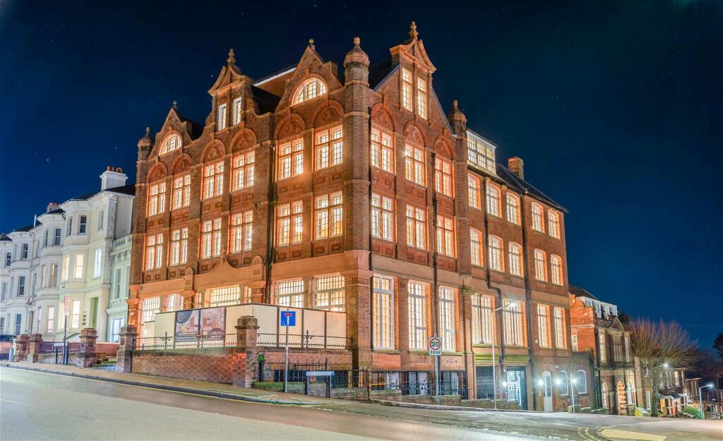 Main image of property: The Carriage House, Grosvenor Road, Tunbridge Wells, Kent