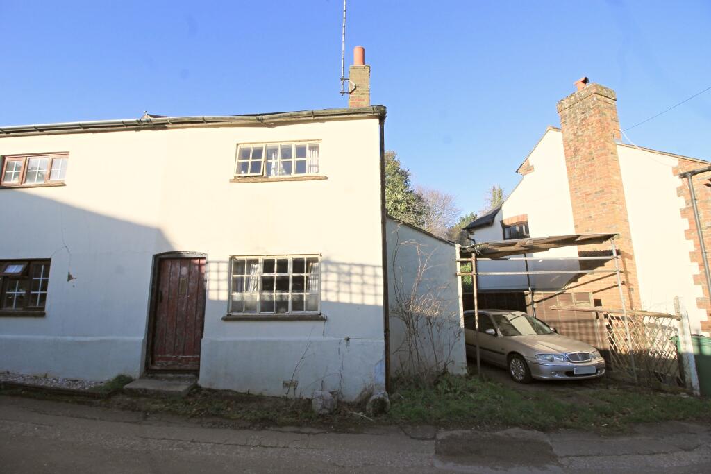 2 bedroom semidetached house for sale in Moor Lane, Downley, High