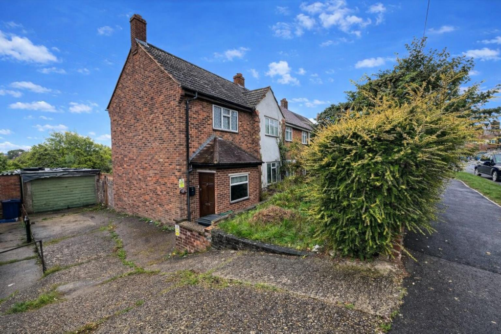 Main image of property: Chiltern Avenue, High Wycombe