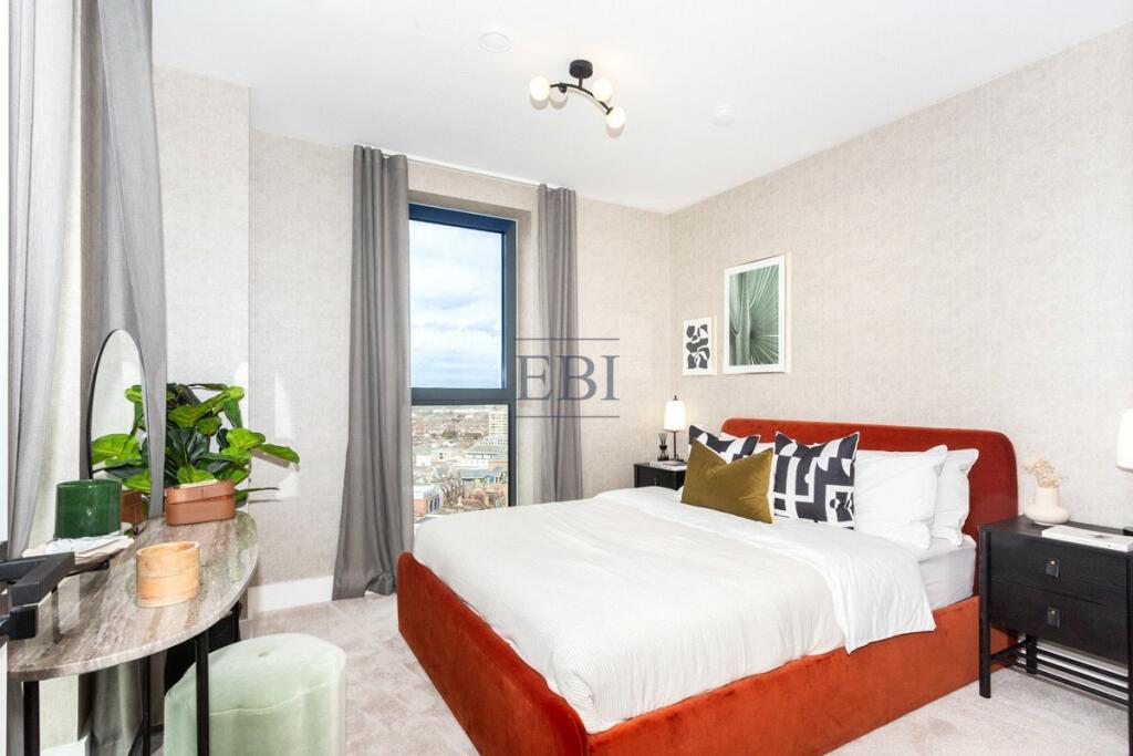 Additional property image - London Square Croydon, 6-44 Station Road, Croydon, CR0