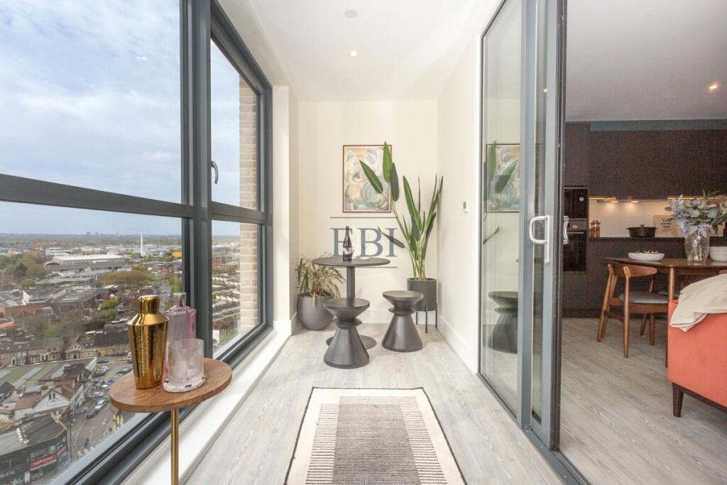 Additional property image - London Square Croydon, 6-44 Station Road, Croydon, CR0