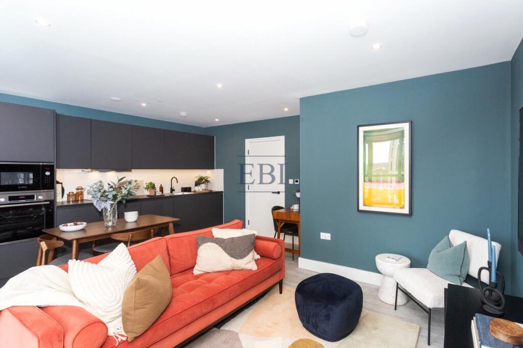 Additional property image - London Square Croydon, 6-44 Station Road, Croydon, CR0