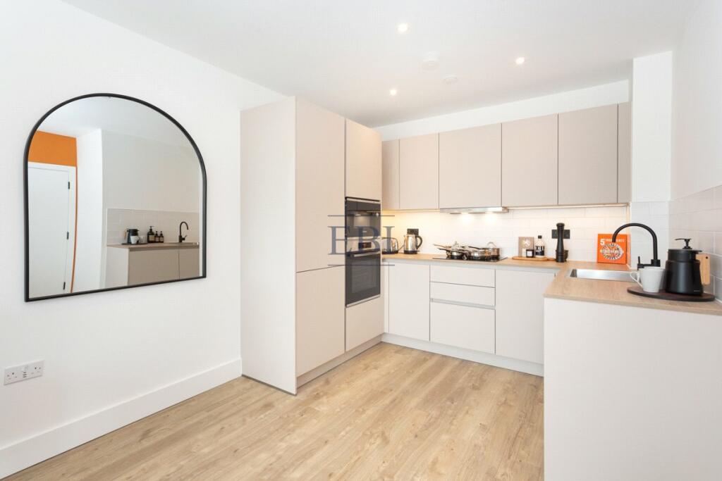 Property image - London Square Croydon, 6-44 Station Road, Croydon, CR0