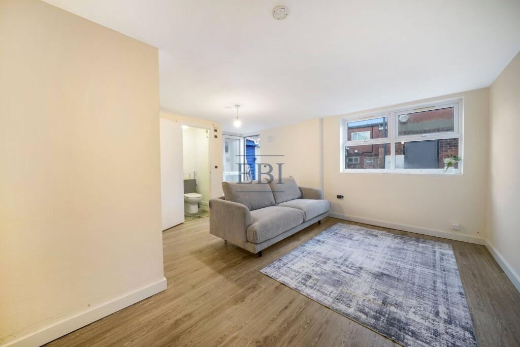 Main image of property: Hermitage Lane, Woodside Green, South Norwood, SE25