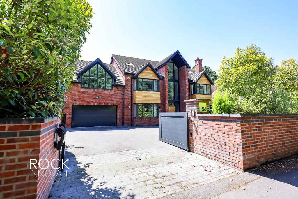 Main image of property: Ashlawn Crescent, Solihull, West Midlands, B91