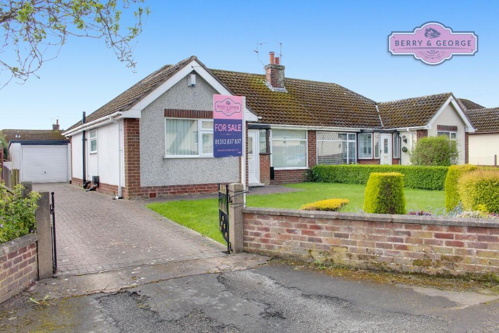 2 bedroom bungalow for sale in Drury Lane, Buckley, Flintshire, CH7