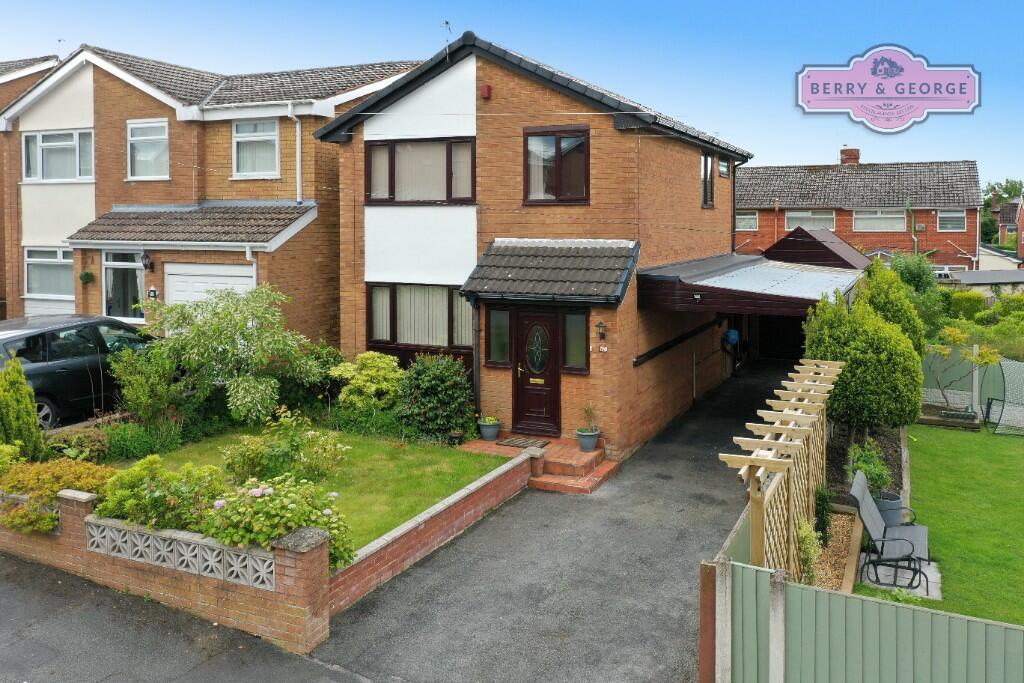 3 bedroom detached house for sale in Highfield Avenue, Mynydd Isa, CH7