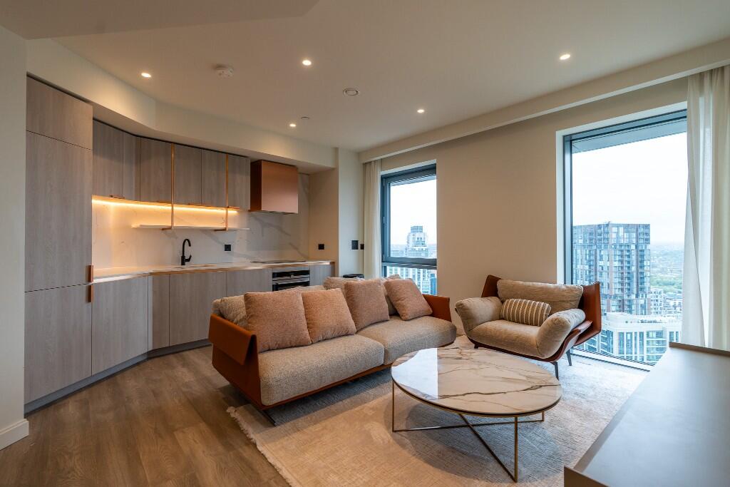 Main image of property: Aspen, 50 Marsh Wall, Canary Wharf