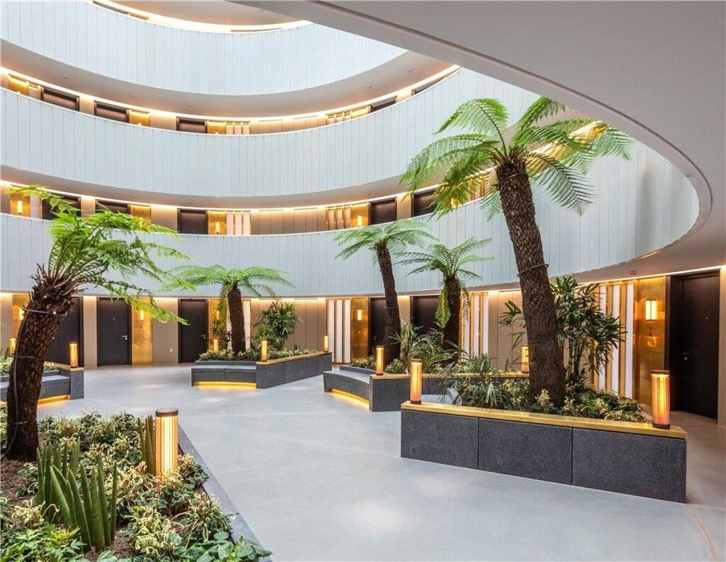 Main image of property: Gasholder Building, Lewis Cubitt Square, London, N1C 4BX