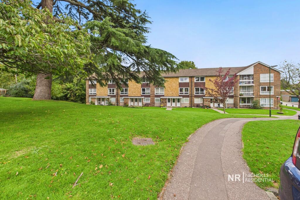 Main image of property: Cotswold Court, Horsham, West Sussex. RH13