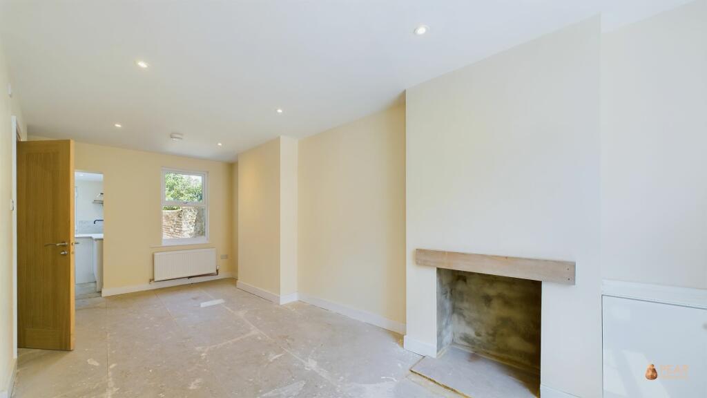 Additional property image - Orme Road, Worthing, BN11