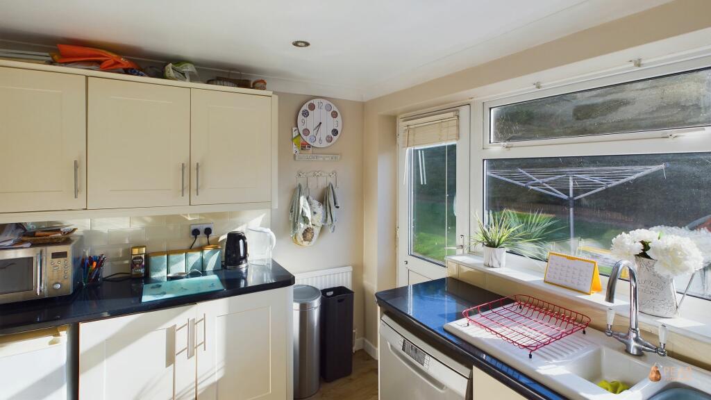 Additional property image - Welland Close, Worthing, BN13