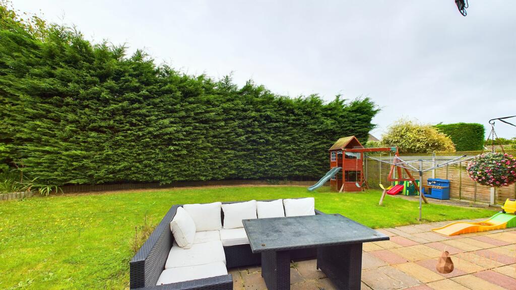 Additional property image - Welland Close, Worthing, BN13